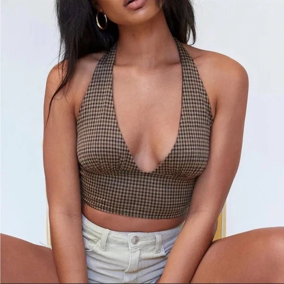 Princess Polly Houndstooth Halter Crop Top - Picture 1 of 6